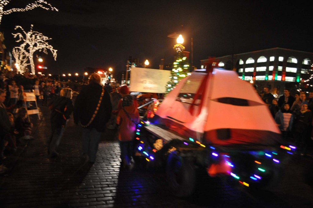 wheaton_parade_2011